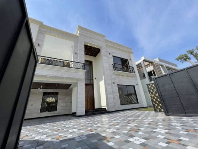 Kanal Marvelous House For Sale in Sector C Bahria Town Lahore