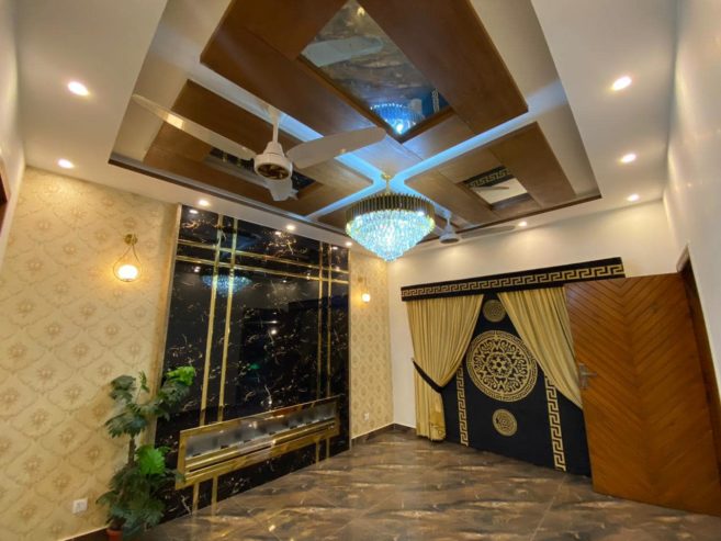 10.88 Marla House For Sale In Bahria Town Lahore