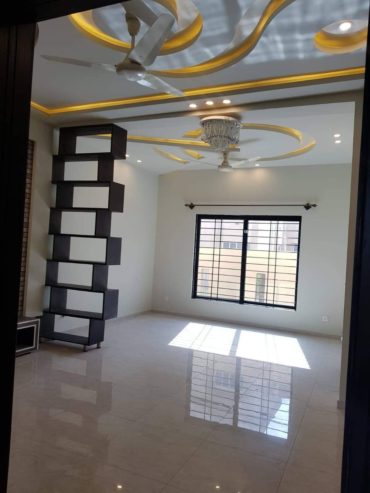 5 MARLA BEAUTIFUL HOUSE BAHRIA TOWN RAWALPINDI/ISLAMABAD