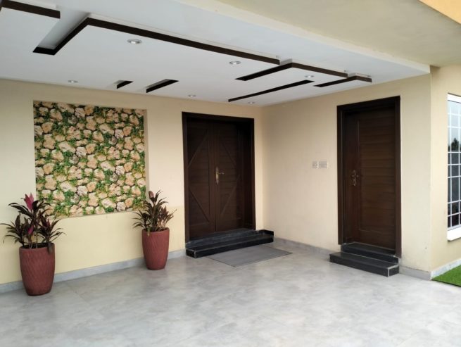 10 MARLA BEAUTIFUL HOUSE BAHRIA TOWN RAWALPINDI/ISLAMABAD