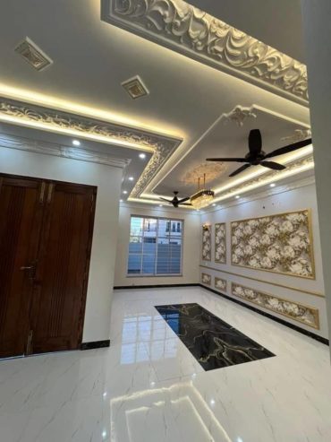 5 Marla Most Beautiful Modern Design Brand New House For Sale central park housing scheme lahore