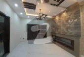 10 Marla New Residential House With 5 BEDS for Sale in behria town lahore