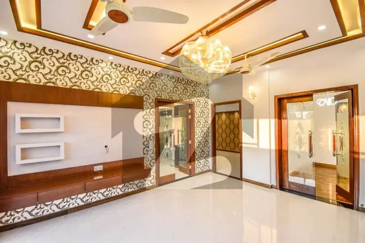 10 Marla Fully Modern Bungalow For Sale near Park Commercial & Mosque dha phase 8 lahore