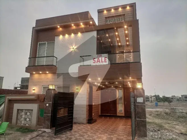 5 MARLA BRAND NEW HOUSE AVAILABLE FOR SALE IN BAHRIA TOWN LAHORE